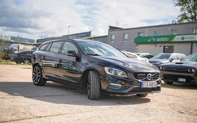 Volvo V60 cena 78000 przebieg: 113000, rok produkcji 2018 z Białystok małe 379